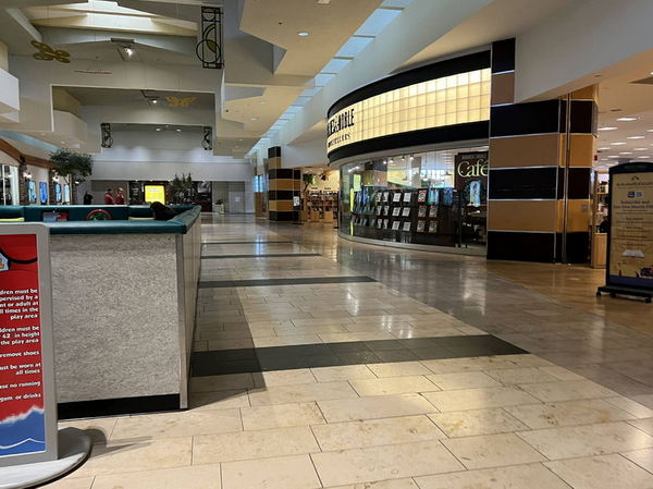Lansing Mall - Aug 13 2022 (newer photo)
